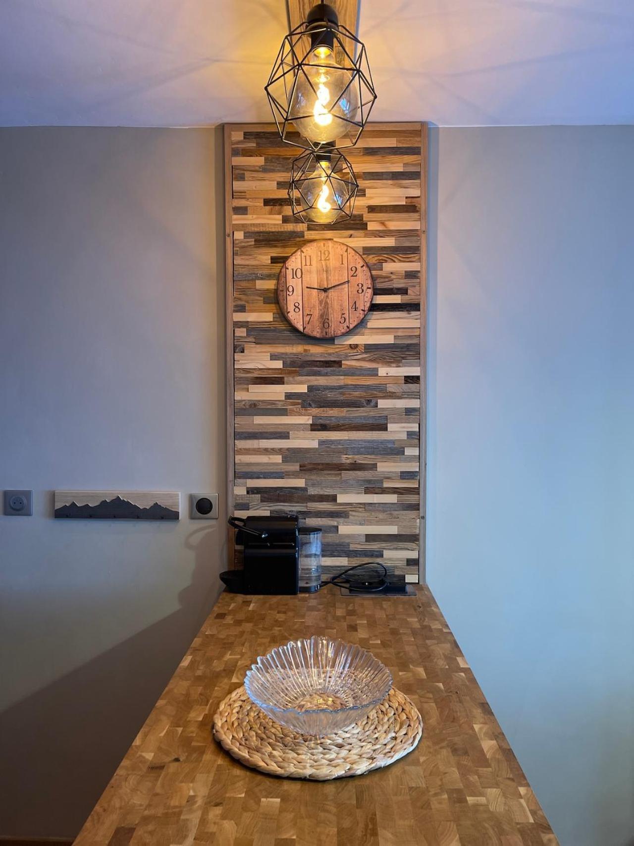Studio Les Chalmettes 4 Personnes Au Pied Des Pistes Wifi - Balcon - Parking Montgenevre Bagian luar foto